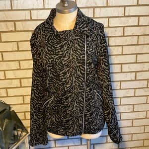 Notations / Black/Gray zipper jacket, zipper pockets. 
Size XL